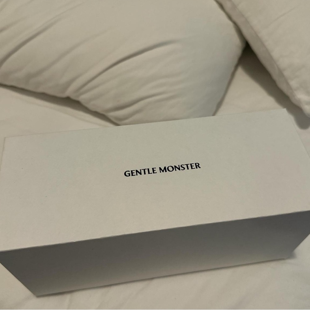 Gentle Monster White Sunglasses Box